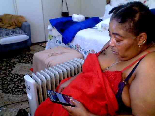 pussylips53 webcam