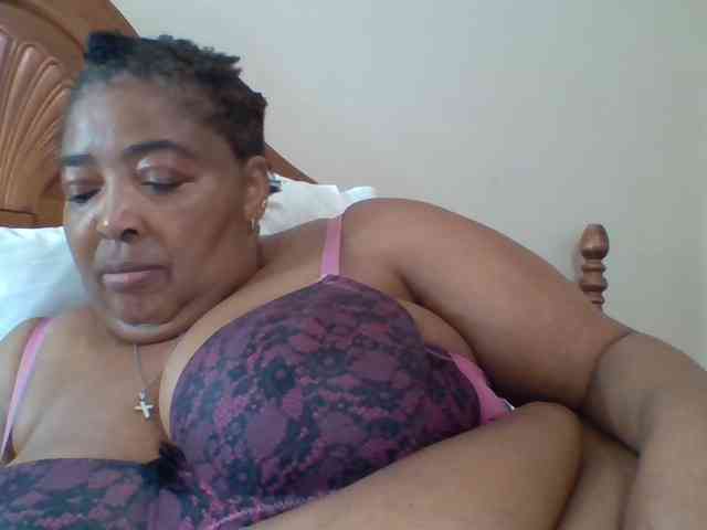 pussylips53 webcam