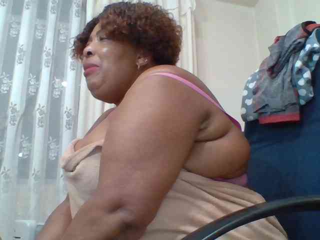 pussylips53 webcam