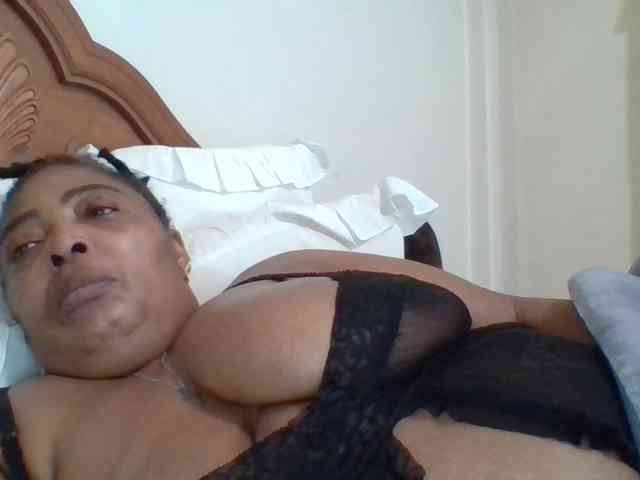 pussylips53 webcam