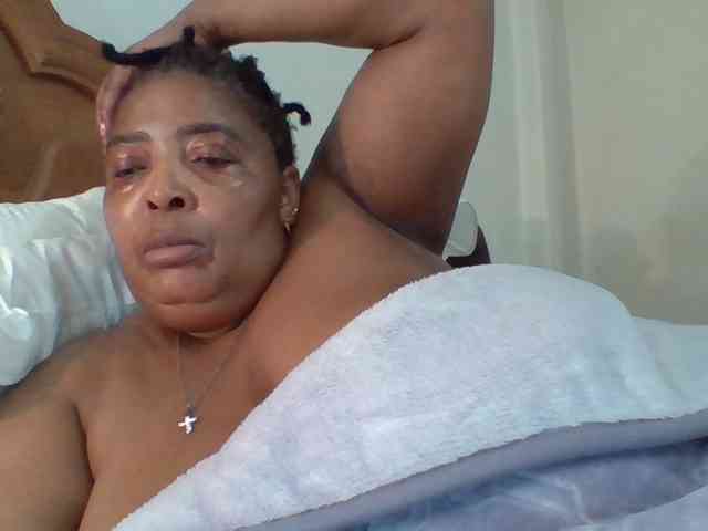 pussylips53 webcam