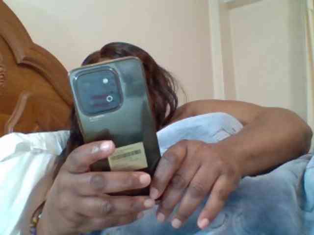 pussylips53 webcam