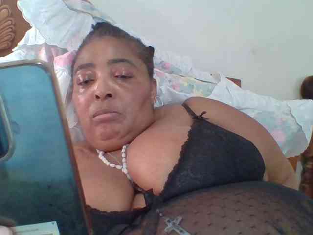 pussylips53 webcam