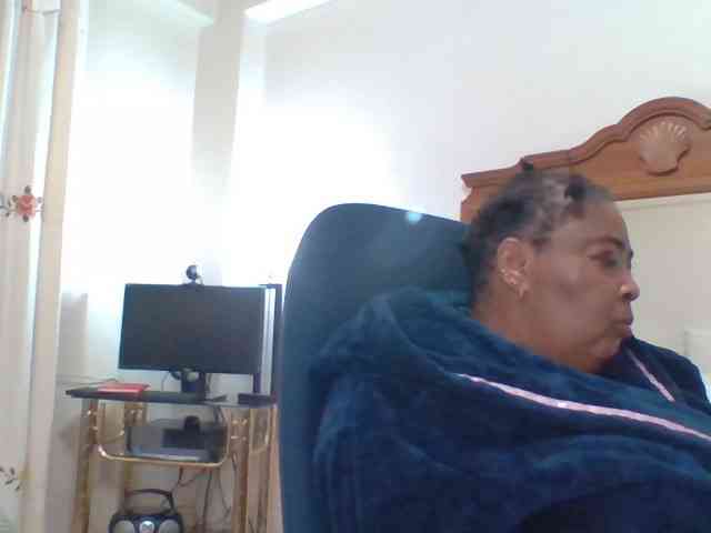 pussylips53 webcam