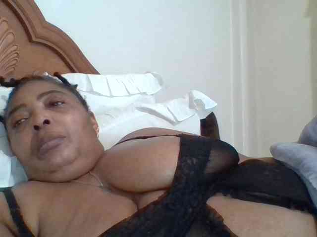 pussylips53 webcam