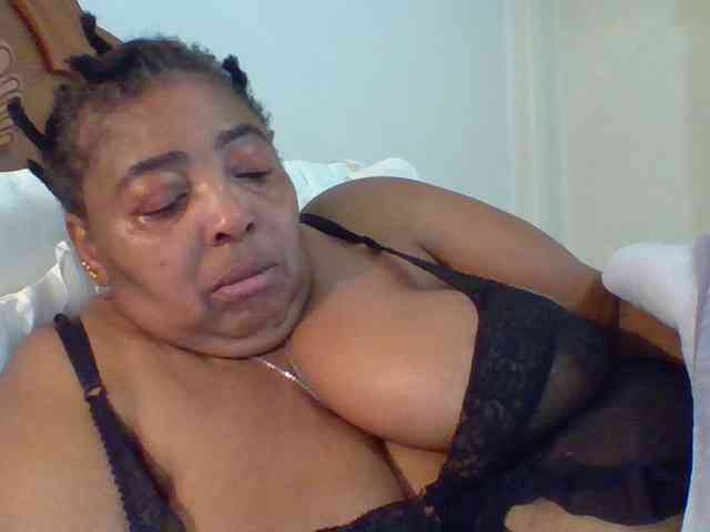 pussylips53 webcam