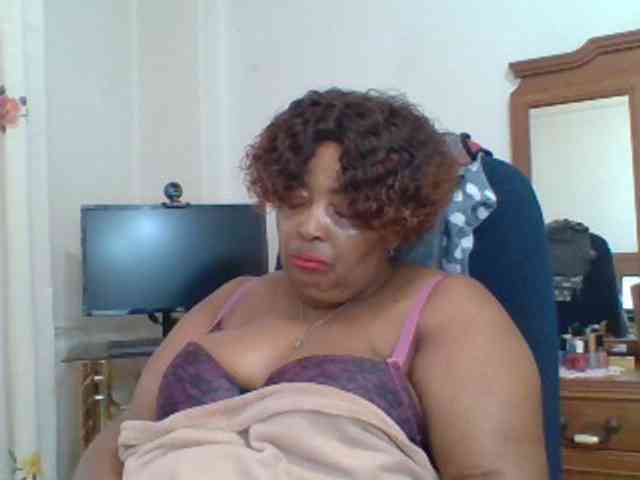 pussylips53 webcam