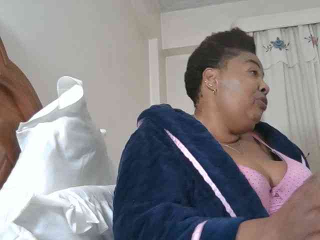 pussylips53 webcam