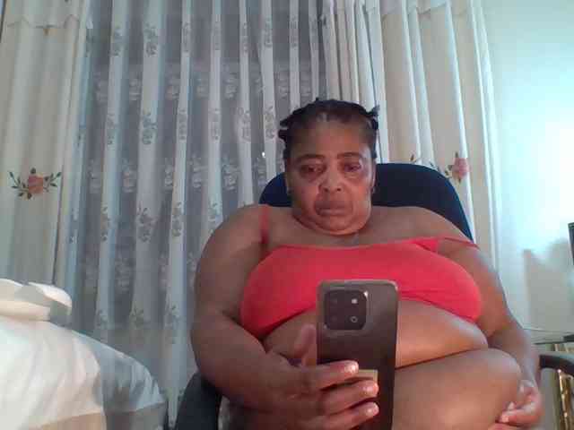 pussylips53 webcam