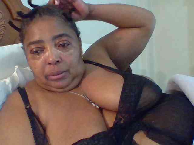 pussylips53 webcam