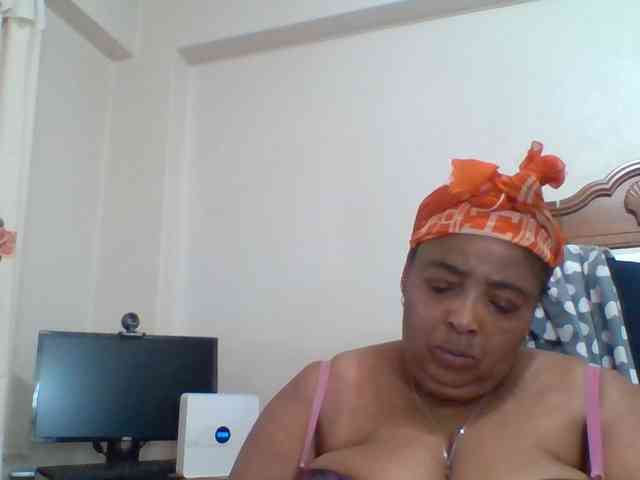 pussylips53 webcam