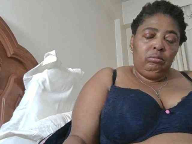pussylips53 webcam