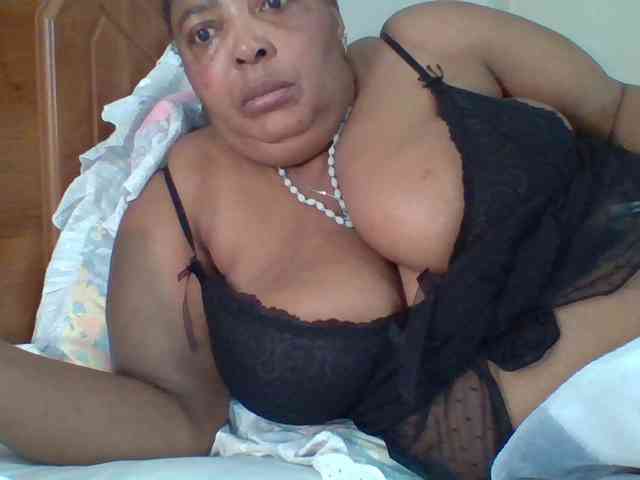 pussylips53 webcam