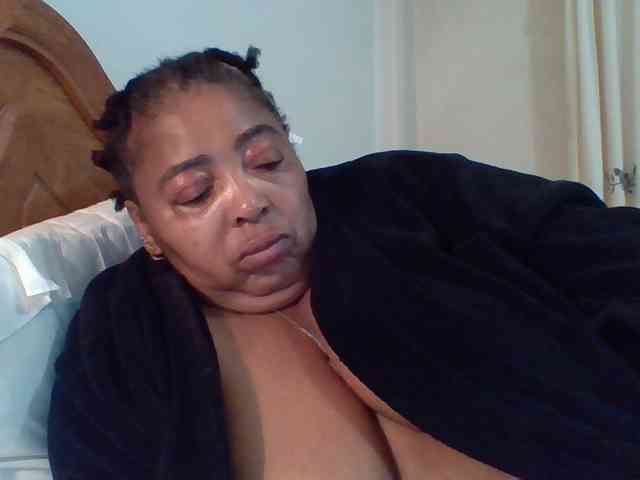 pussylips53 webcam