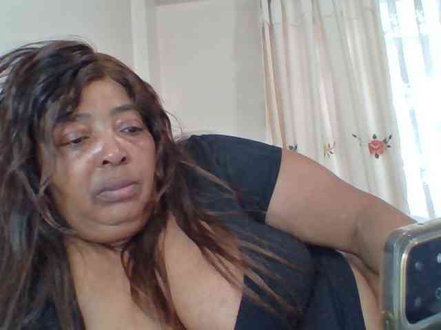 pussylips53 webcam
