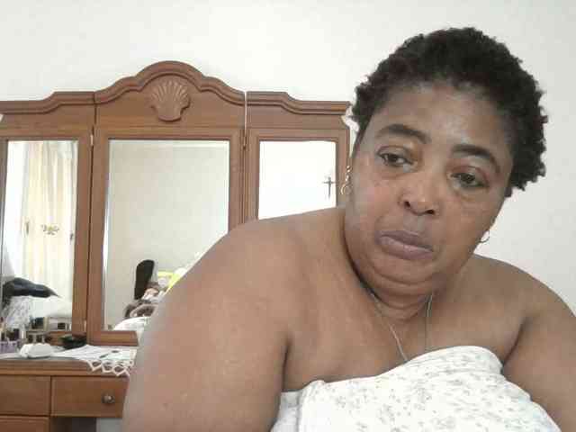 pussylips53 webcam