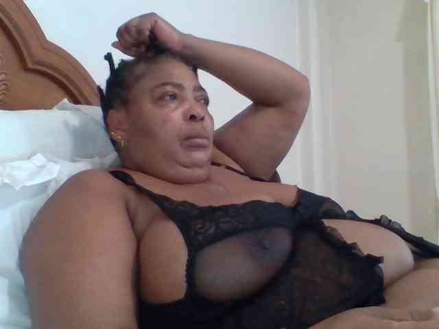 pussylips53 webcam