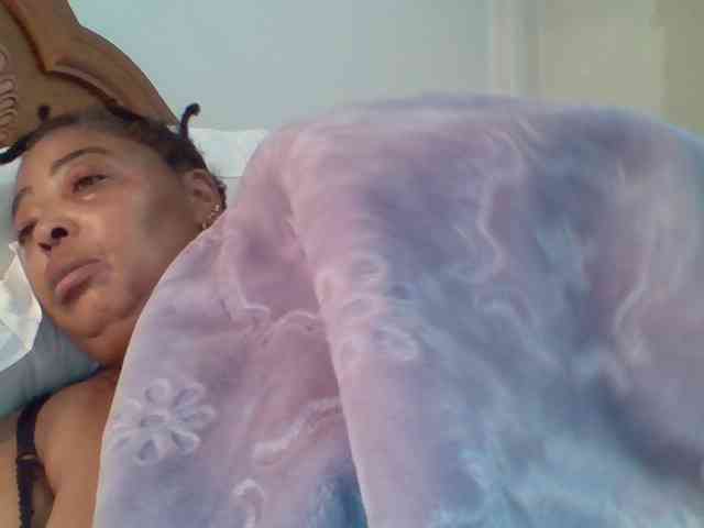 pussylips53 webcam