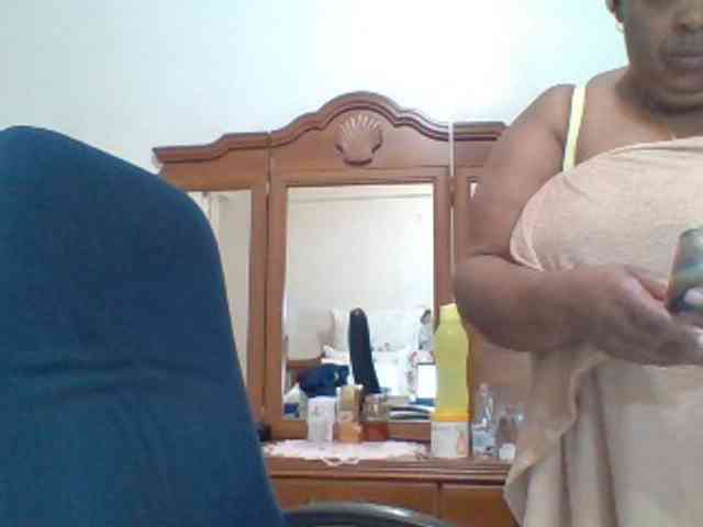 pussylips53 webcam