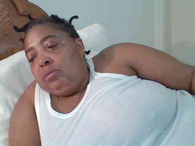 pussylips53 webcam