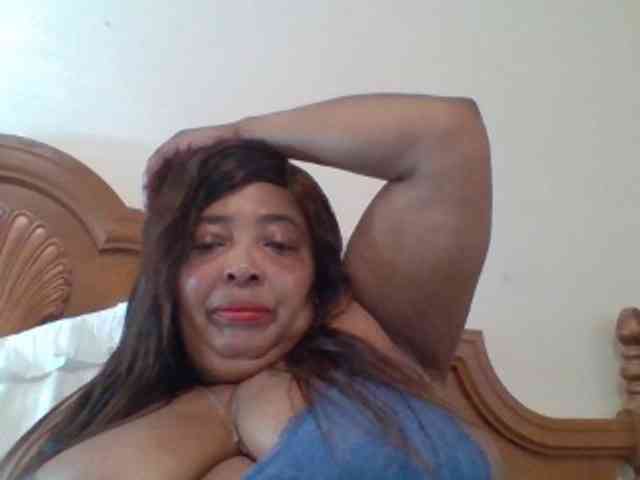 pussylips53 webcam