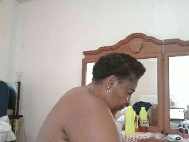 pussylips53 webcam