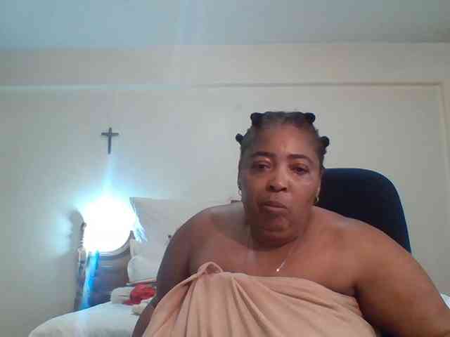 pussylips53 webcam