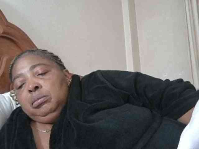 pussylips53 webcam