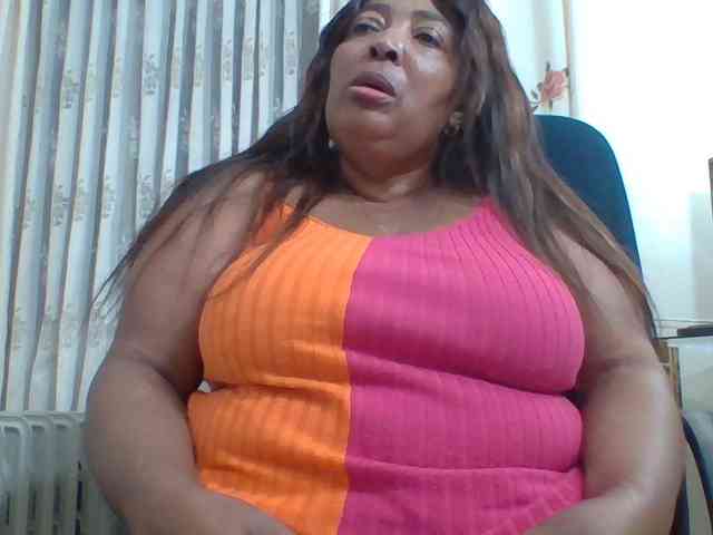 pussylips53 webcam
