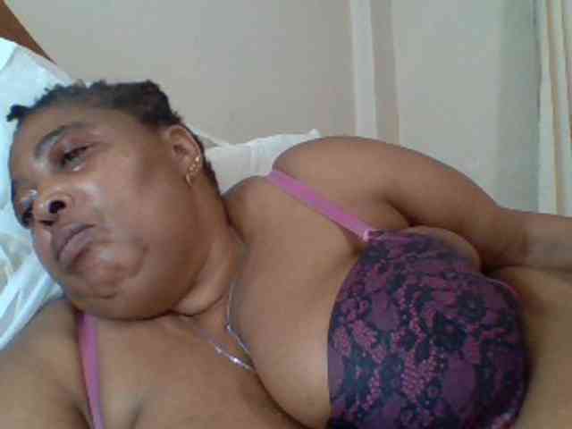 pussylips53 webcam