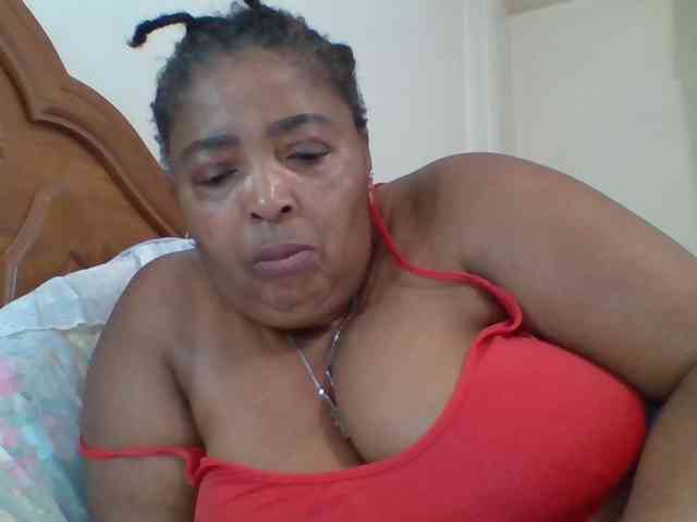 pussylips53 webcam