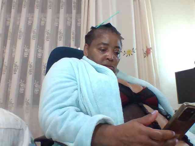 pussylips53 webcam