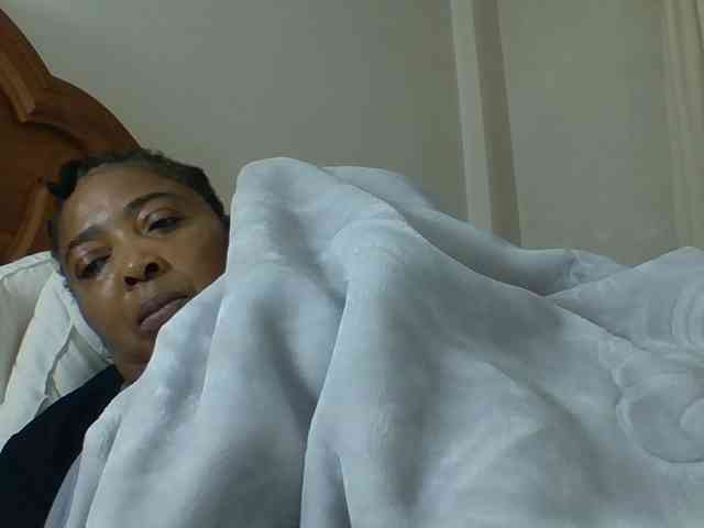 pussylips53 webcam