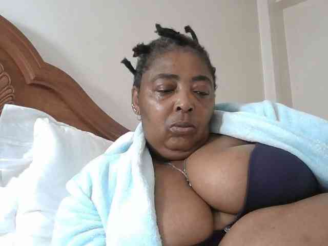 pussylips53 webcam