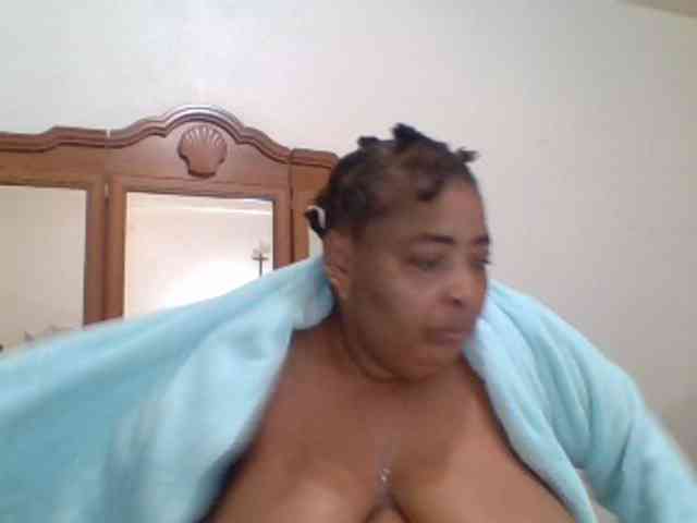pussylips53 webcam