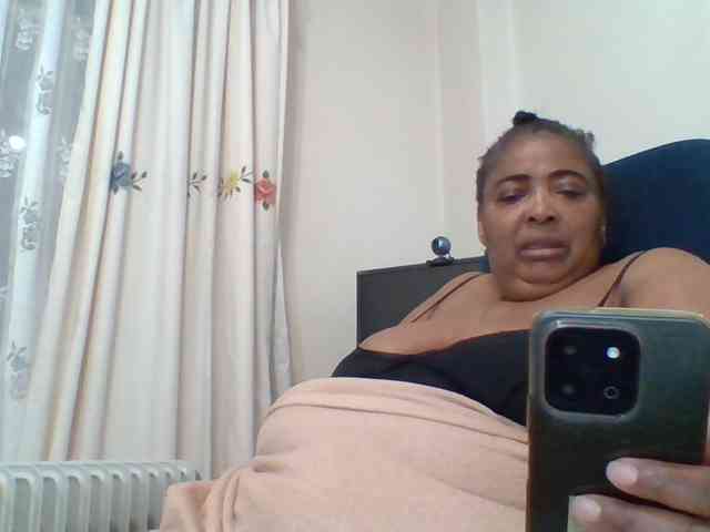 pussylips53 webcam