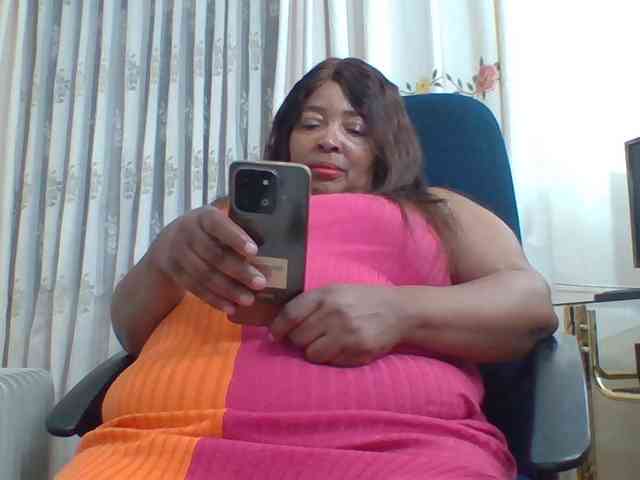 pussylips53 webcam