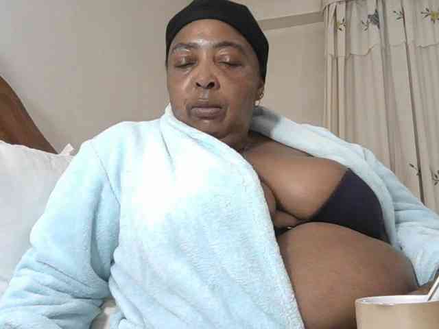 pussylips53 webcam