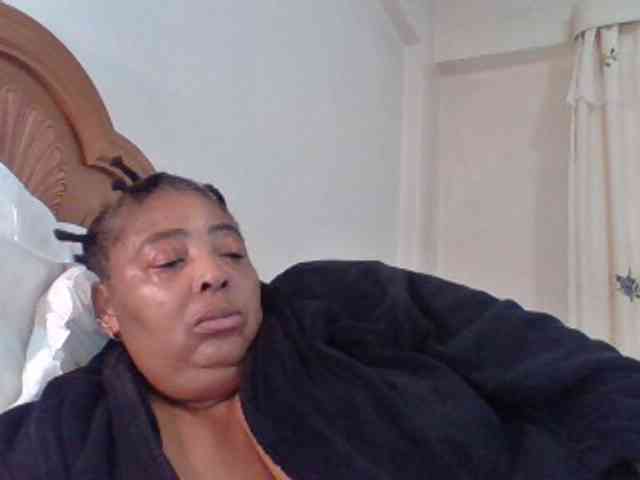 pussylips53 webcam