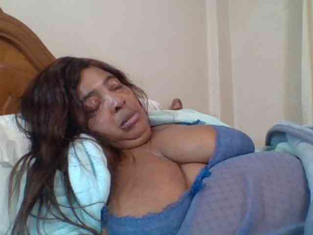 pussylips53 webcam