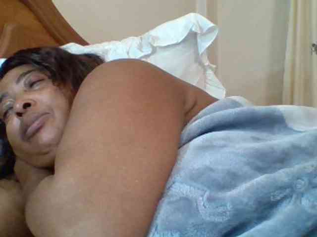 pussylips53 webcam