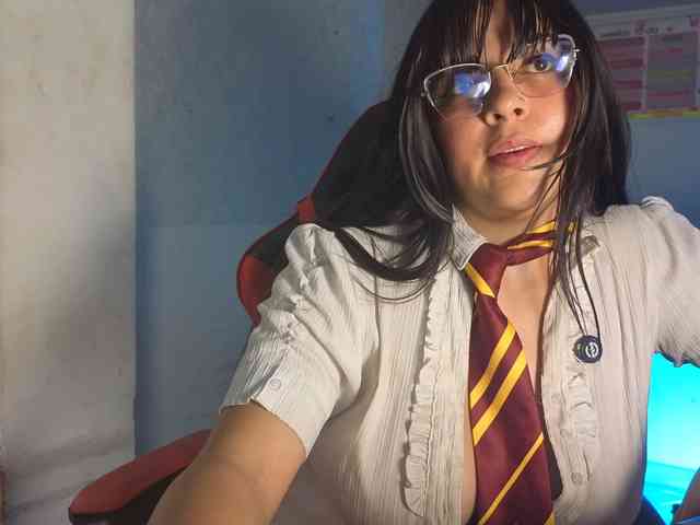 Model: miasecretoficial