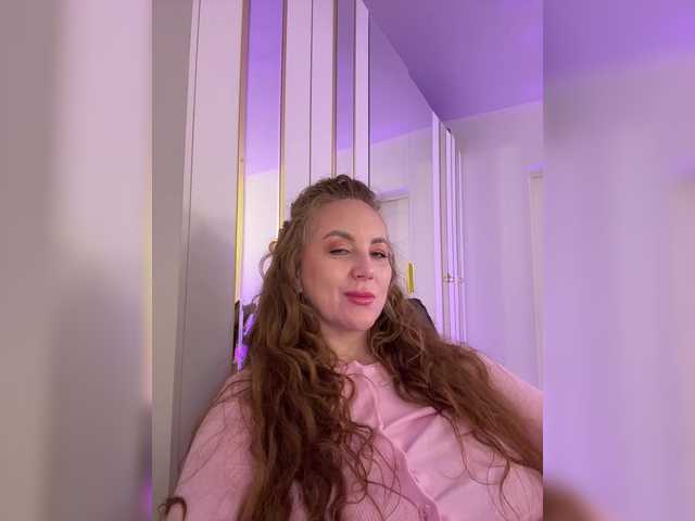 cherryygirl's BongaCams show and profile