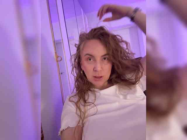 cherryygirl webcam