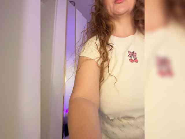 cherryygirl webcam