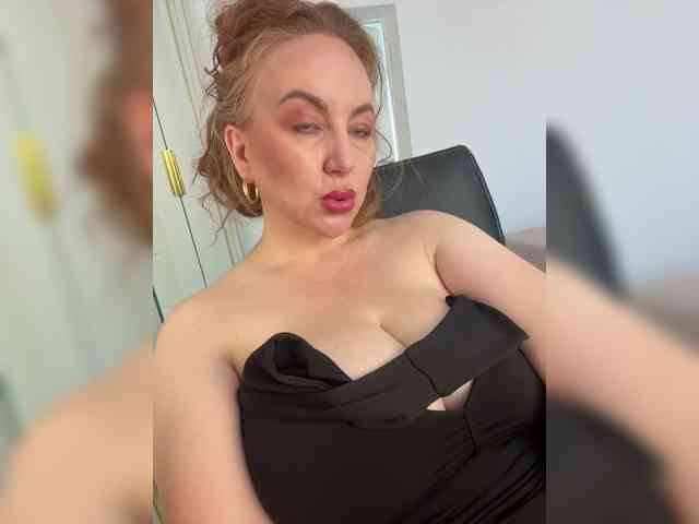 cherryygirl webcam