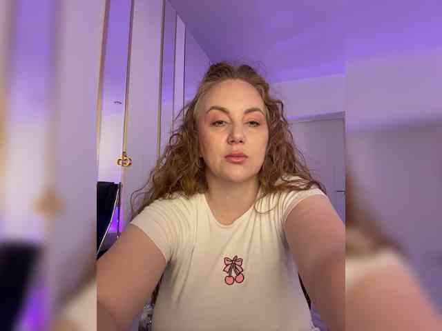 cherryygirl webcam