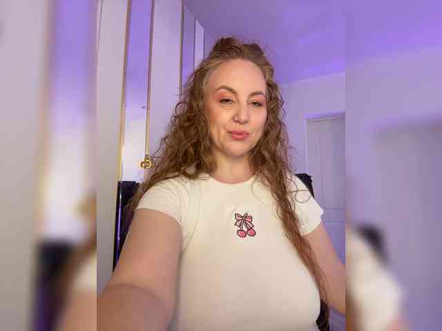 cherryygirl webcam