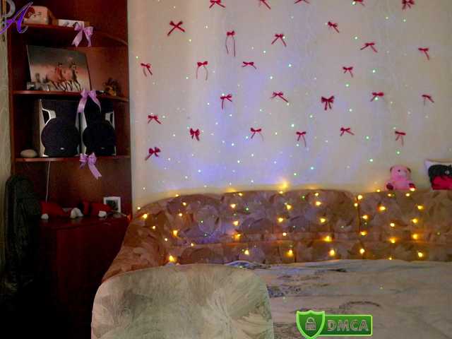 LunaEvan live cam on BongaCams