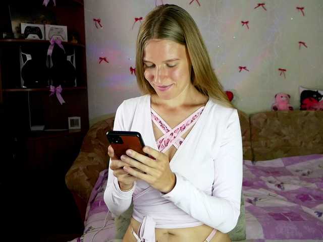 LunaEvan live cam on BongaCams